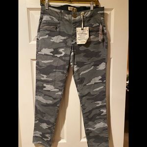 3/4 length Democracy Grey Camo Stretch Jeans